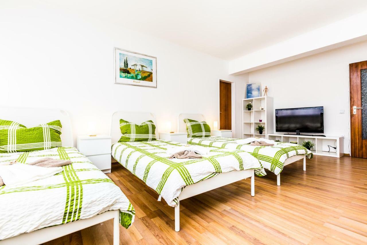 Workers Apartment Am Wiener Platz Köln Dış mekan fotoğraf