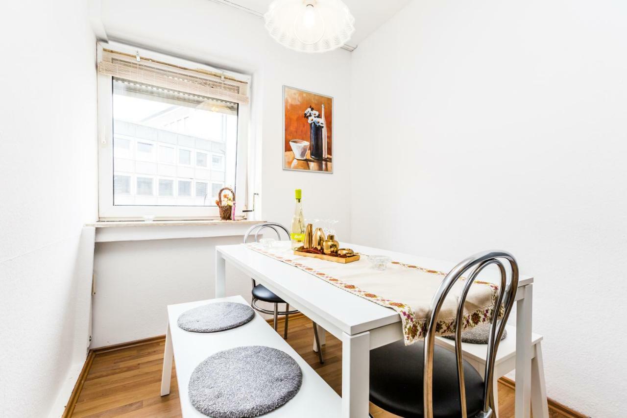 Workers Apartment Am Wiener Platz Köln Dış mekan fotoğraf